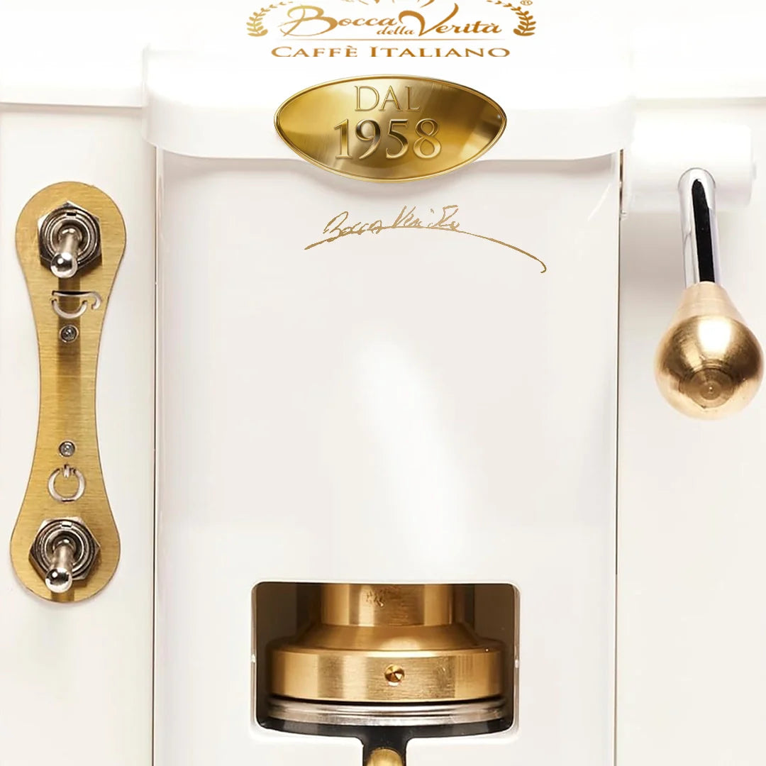 “Thomas” La Nuova Icona Italiana: Macchina da Caffè ESE 44mm Bocca della Verità®