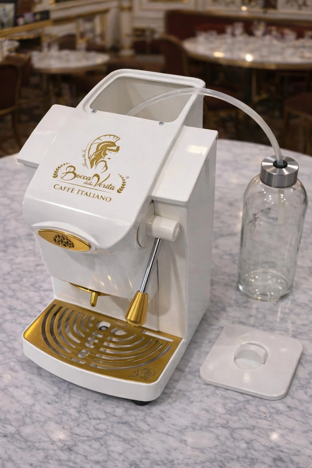 “Thomas” La Nuova Icona Italiana: Macchina da Caffè ESE 44mm Bocca della Verità®