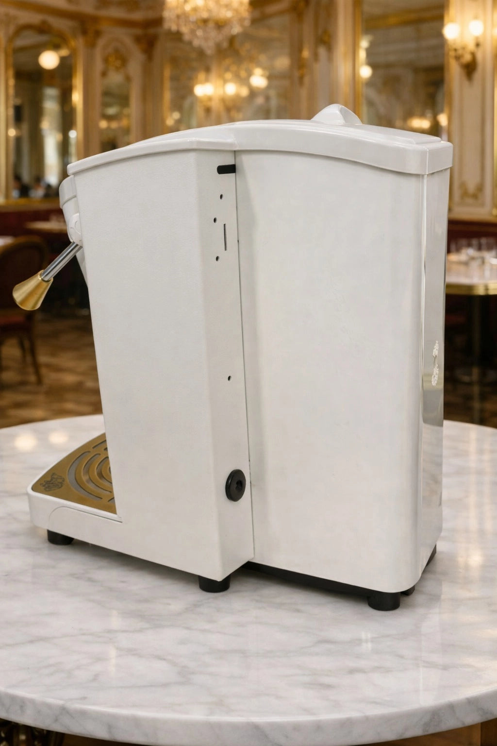 “Thomas” La Nuova Icona Italiana: Macchina da Caffè ESE 44mm Bocca della Verità®